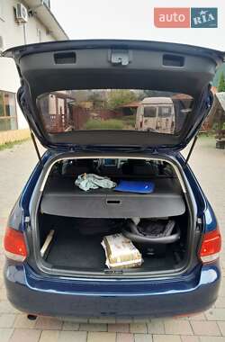 Универсал Volkswagen Golf 2011 в 