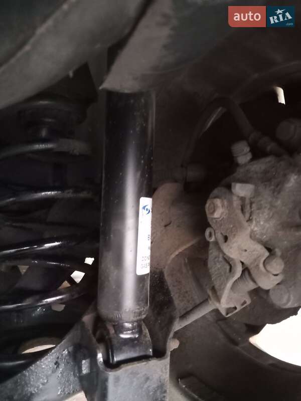 Хэтчбек Volkswagen Golf 2002 в Тернополе