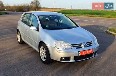 Хэтчбек Volkswagen Golf 2006 в Луцке