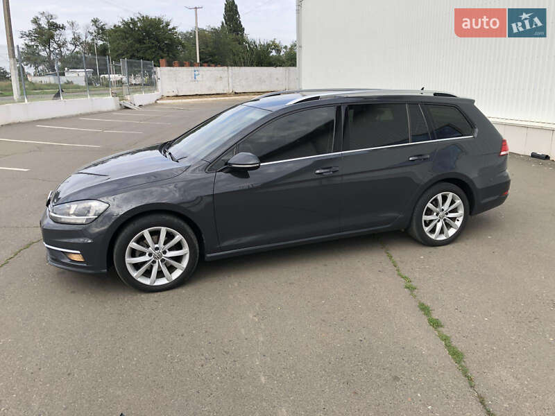 Универсал Volkswagen Golf 2017 в Белгороде-Днестровском
