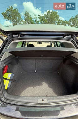 Хетчбек Volkswagen Golf 2007 в 