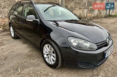Универсал Volkswagen Golf 2012 в 