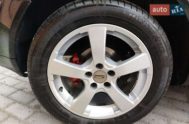 Хетчбек Volkswagen Golf 2003 в 