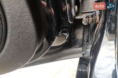 Хетчбек Volkswagen Golf 2003 в 