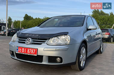 Хэтчбек Volkswagen Golf 2008 в 