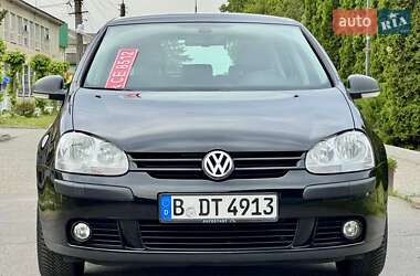 Хетчбек Volkswagen Golf 2008 в 