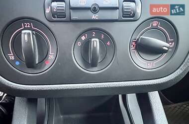 Хетчбек Volkswagen Golf 2008 в 