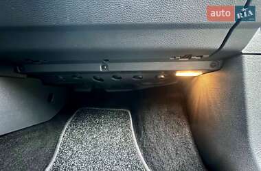 Хетчбек Volkswagen Golf 2008 в 