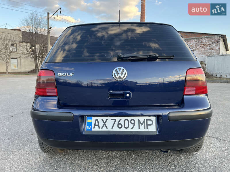 Хетчбек Volkswagen Golf 2002 в Мерефа