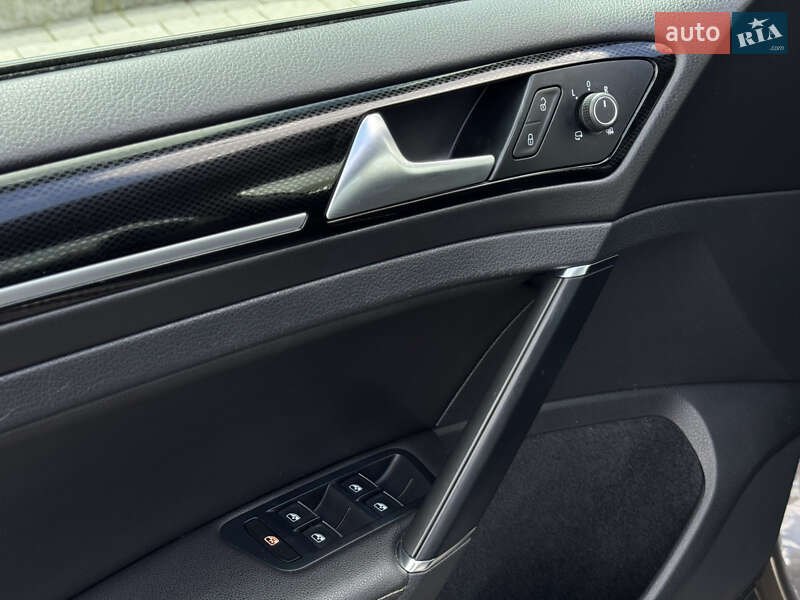 Универсал Volkswagen Golf 2016 в Дрогобыче фото 51 Универсал Volkswagen Golf 2016 в Дрогобыче