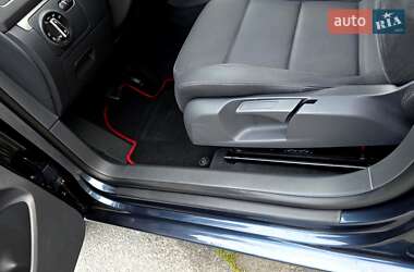 Хэтчбек Volkswagen Golf 2006 в 