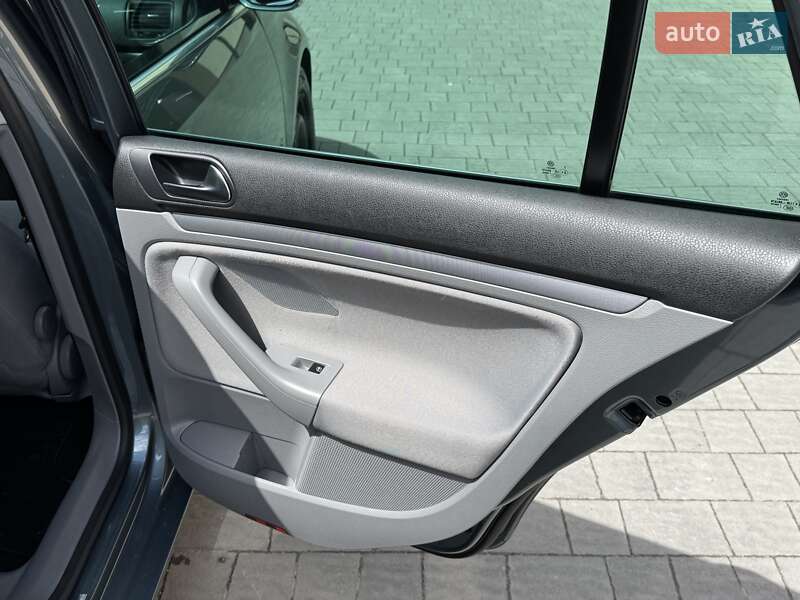 Универсал Volkswagen Golf 2008 в Тернополе