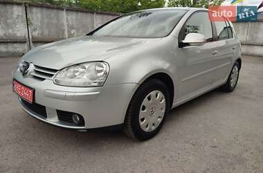 Хетчбек Volkswagen Golf 2007 в 