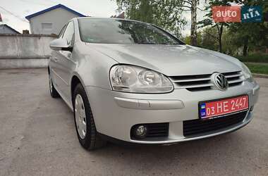 Хетчбек Volkswagen Golf 2007 в 