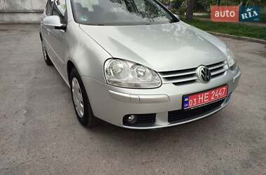 Хетчбек Volkswagen Golf 2007 в 