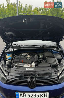 Хетчбек Volkswagen Golf 2008 в 