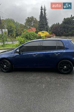 Хетчбек Volkswagen Golf 2008 в 