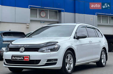 Универсал Volkswagen Golf 2014 в Одессе