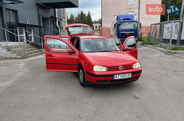 Хетчбек Volkswagen Golf 1998 в 