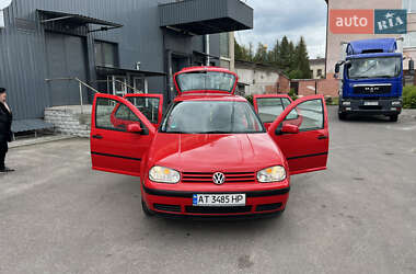 Хетчбек Volkswagen Golf 1998 в 