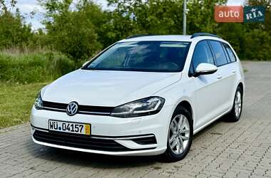 Універсал Volkswagen Golf 2018 в 