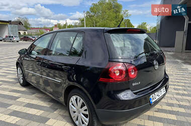 Хэтчбек Volkswagen Golf 2008 в 