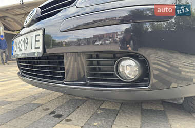 Хэтчбек Volkswagen Golf 2008 в 