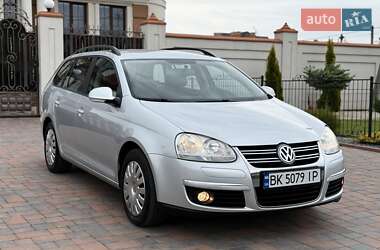 Універсал Volkswagen Golf 2007 в Рівному