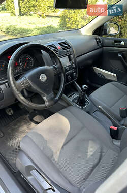 Універсал Volkswagen Golf 2008 в 
