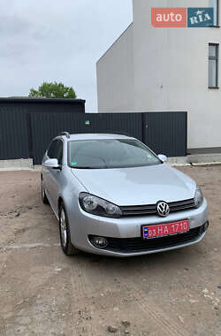 Універсал Volkswagen Golf 2011 в Сумах