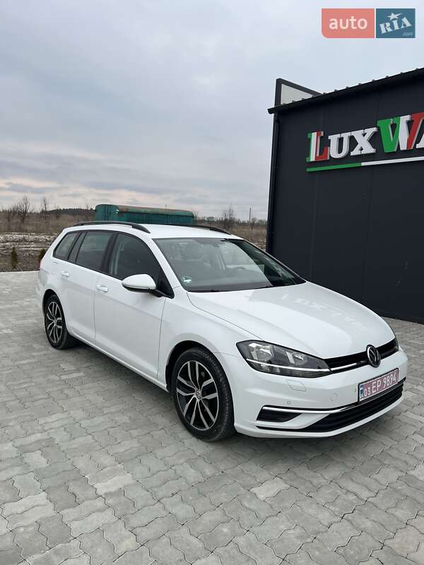 Volkswagen Golf 2020