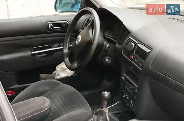 Универсал Volkswagen Golf 2000 в 
