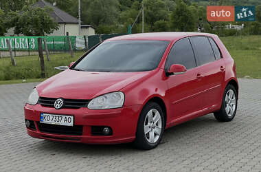 Хетчбек Volkswagen Golf 2007 в 