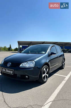 Хэтчбек Volkswagen Golf 2007 в 