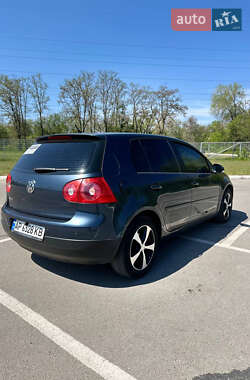 Хэтчбек Volkswagen Golf 2007 в 