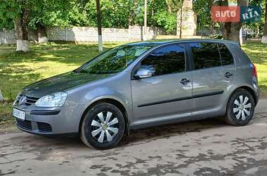 Хетчбек Volkswagen Golf 2004 в 