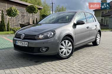 Хетчбек Volkswagen Golf 2012 в Золочеві