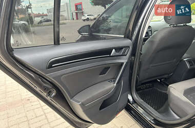 Универсал Volkswagen Golf 2014 в 