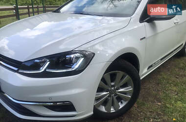 Универсал Volkswagen Golf 2019 в Ровно