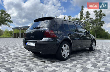 Хетчбек Volkswagen Golf 1998 в 