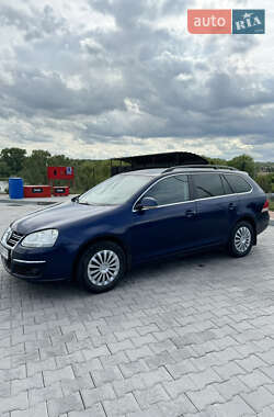 Універсал Volkswagen Golf 2009 в 