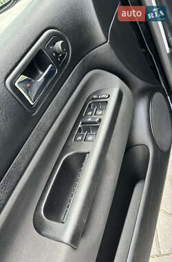 Хетчбек Volkswagen Golf 2002 в 