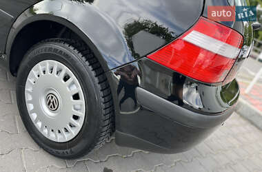 Хетчбек Volkswagen Golf 2002 в 