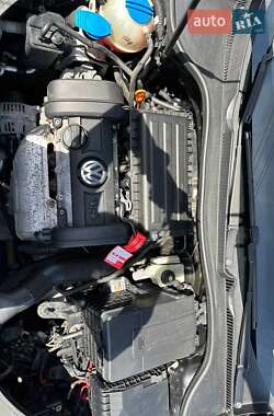 Хэтчбек Volkswagen Golf 2007 в 