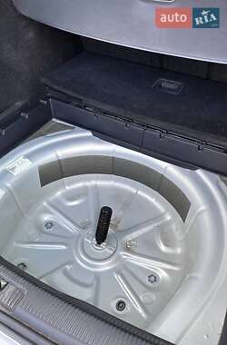 Універсал Volkswagen Golf 2009 в 