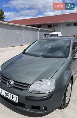 Хэтчбек Volkswagen Golf 2005 в Киеве