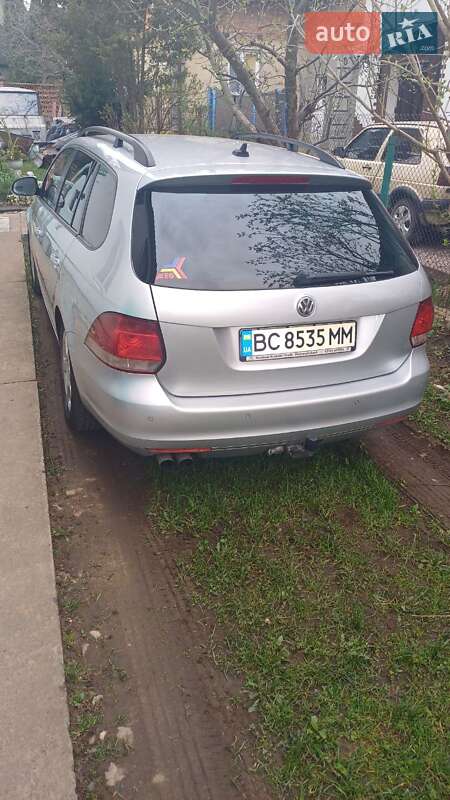 Універсал Volkswagen Golf 2013 в Львові