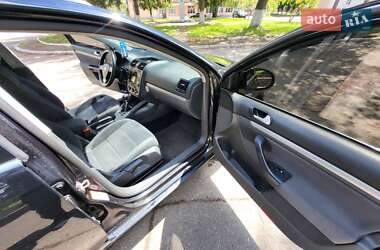 Универсал Volkswagen Golf 2009 в 