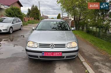 Универсал Volkswagen Golf 2006 в Городке