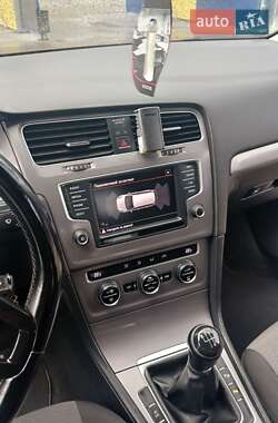 Универсал Volkswagen Golf 2015 в 